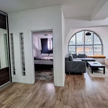 Skopje City Centar Apartment Near Marriott Exterior foto
